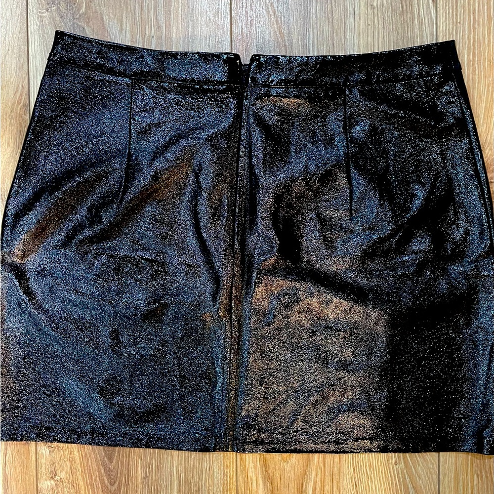Black shiny leather skirt